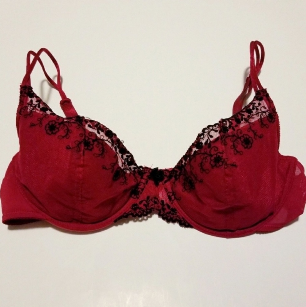 Gilligan&O'Malley 36C Red/Black Bra
